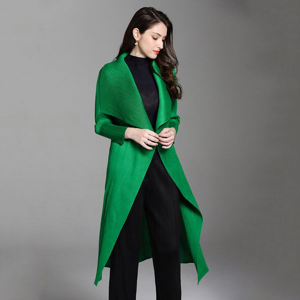 new autumn winter v-collar long sleeve green pleated big size long windbreaker women trench fashion tide 45, Tan;black
new autumn winter v-collar long sleeve green pleated big size long windbreaker women trench fashion tide 45, Tan;black