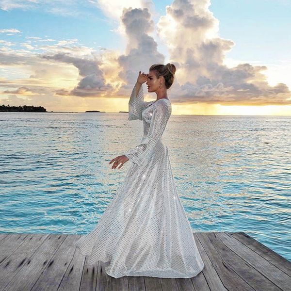 women white long dress formal wedding v-neck elegant party evening slim hollow lace dress classic club party dresses 2020, Black;pink
women white long dress formal wedding v-neck elegant party evening slim hollow lace dress classic club party dresses 2020, Black;pink