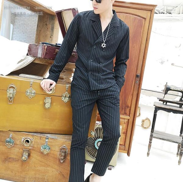 2019 striped suit collar long-sleeve shirt set is korean version of british slim shirt striped big yards men's clothing, White;black
2019 striped suit collar long-sleeve shirt set is korean version of british slim shirt striped big yards men's clothing, White;black