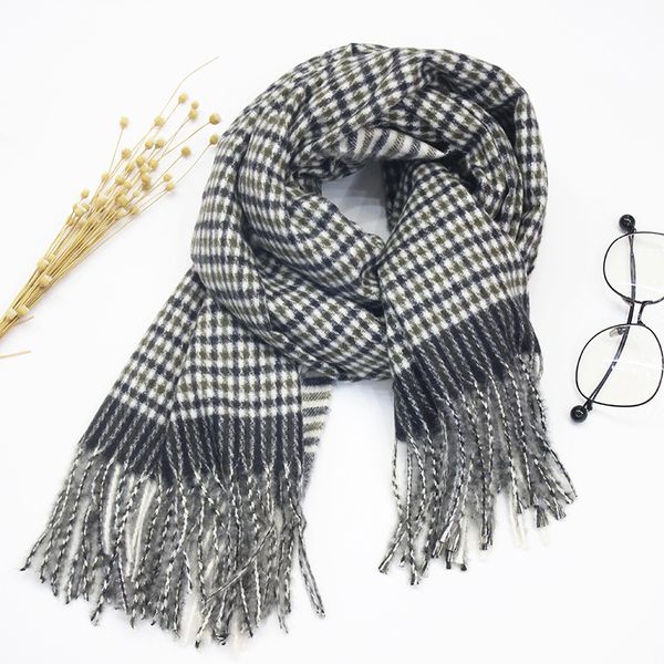 2018 winter female wool small plaid scarf women cashmere scarves wide lattice long shawl wrap blanket warm tippet
2018 winter female wool small plaid scarf women cashmere scarves wide lattice long shawl wrap blanket warm tippet