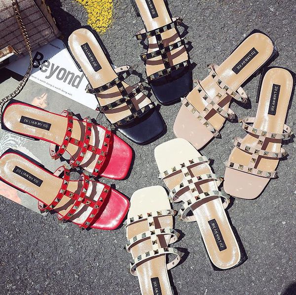 2019 summer new women beautiful casual rivet sandals pumps woman slipper, Black 
2019 summer new women beautiful casual rivet sandals pumps woman slipper, Black