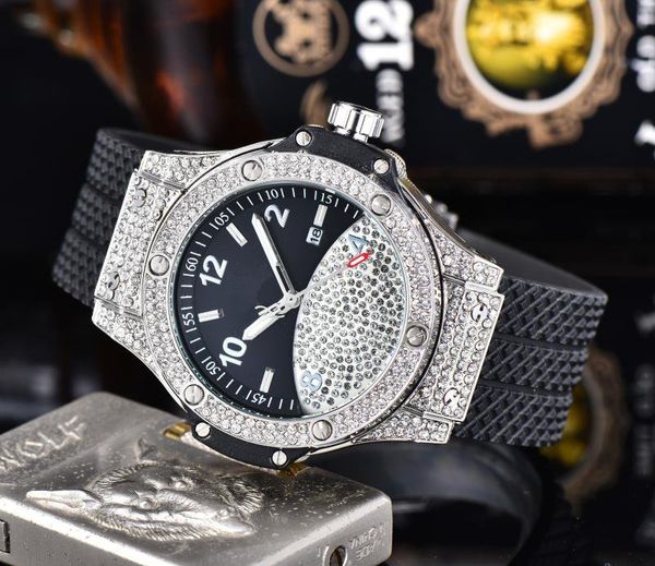 2020 chronograph men's watch masculino diamond dial quartz movement waterproof calendar watch brand casual fashion leather, Slivery;brown
2020 chronograph men's watch masculino diamond dial quartz movement waterproof calendar watch brand casual fashion leather, Slivery;brown