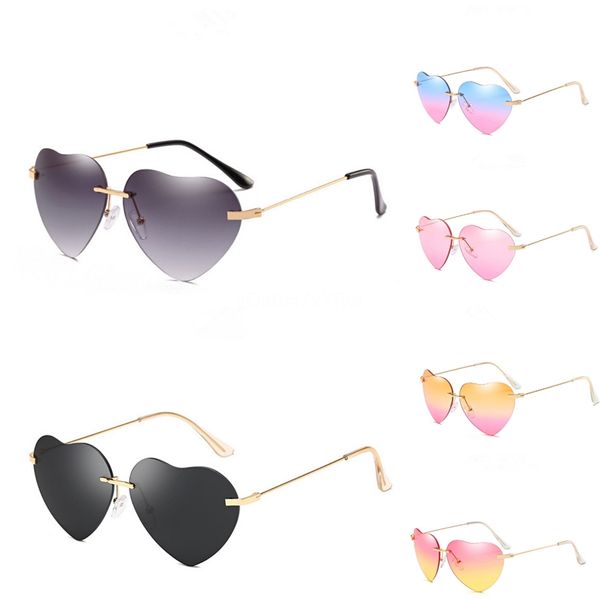 new arrival fashion baroque retro heart-shaped sunglasee crystal flower pearl chain decoration beach sunglass personalized accessories #8226, White;black 
new arrival fashion baroque retro heart-shaped sunglasee crystal flower pearl chain decoration beach sunglass personalized accessories #8226, White;black