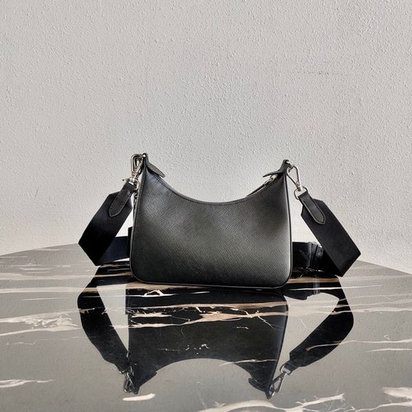 new high-end customized women's handbag designer handbag soft leather fashion bag small square bag
new high-end customized women's handbag designer handbag soft leather fashion bag small square bag