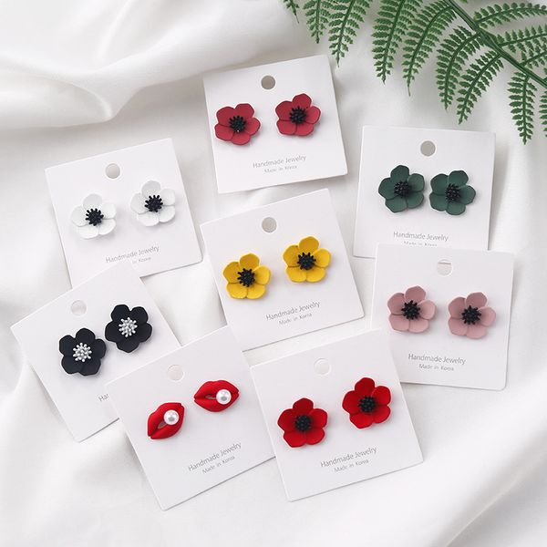 8 colors cute daisy flowers women stud earrings new korean fashion female earring diy jewelry, Golden;silver
8 colors cute daisy flowers women stud earrings new korean fashion female earring diy jewelry, Golden;silver