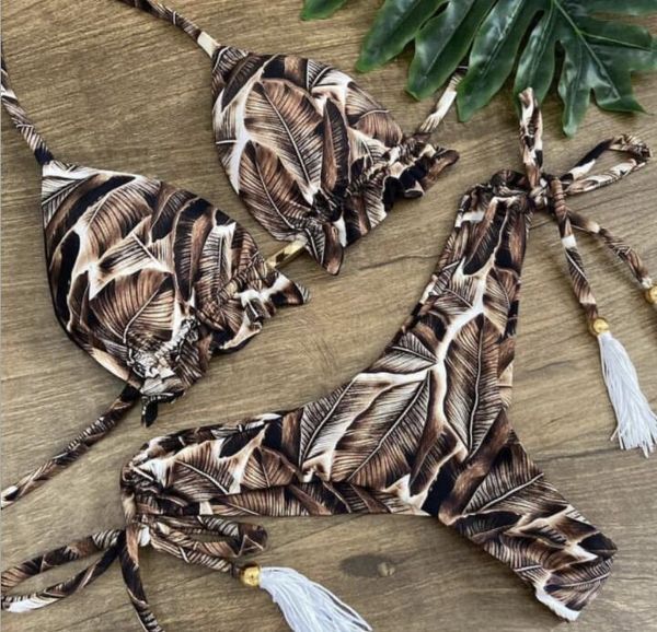 one piece sport bikini sets leopard print panel open back three points tight high waist flowers grass girl ladies wholesale good swim wear
one piece sport bikini sets leopard print panel open back three points tight high waist flowers grass girl ladies wholesale good swim wear