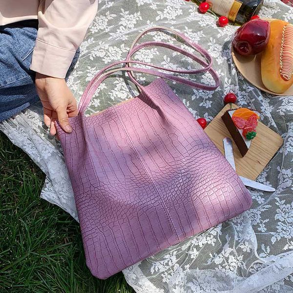 new french design fashion stone grain bucket bag & elegant armpit bag handbag 2in1 shoulder width 32cm height 32cm
new french design fashion stone grain bucket bag & elegant armpit bag handbag 2in1 shoulder width 32cm height 32cm