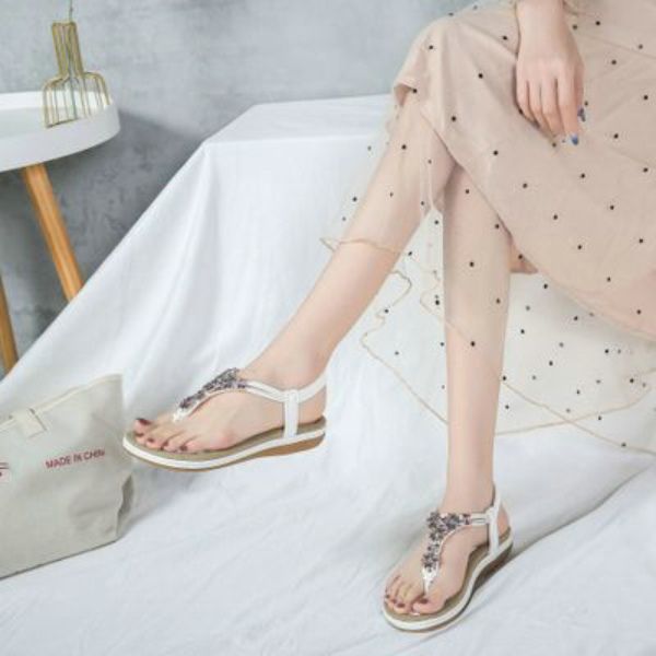 2020 summer new large size bohemian flat casual style fashion clip toe sandals ladies comfortable beach shoes, Black
2020 summer new large size bohemian flat casual style fashion clip toe sandals ladies comfortable beach shoes, Black