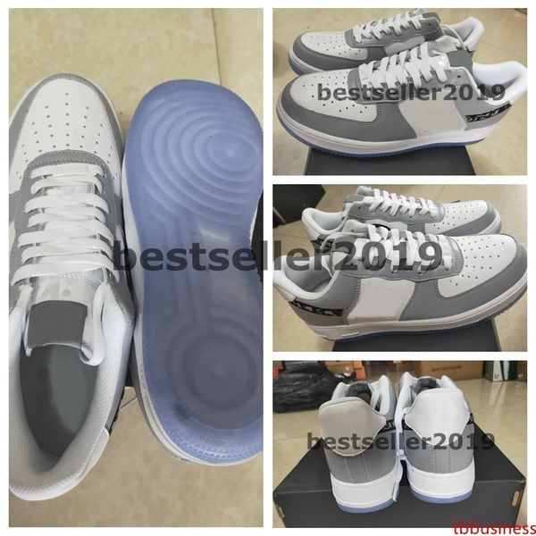 new 1s 07 low grey running shoes women mens designer sneakers skateboard shadow clot x pink silk embossed on the upper one sports
new 1s 07 low grey running shoes women mens designer sneakers skateboard shadow clot x pink silk embossed on the upper one sports