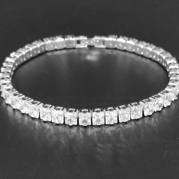 hip hop 5mm micro pave square zircon hip hop bracelet out men women fashion popular tennis chain jewelry, Golden;silver
hip hop 5mm micro pave square zircon hip hop bracelet out men women fashion popular tennis chain jewelry, Golden;silver