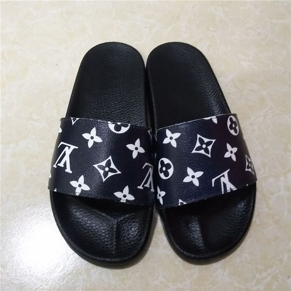 Top Quality Genuine Leather Women Slides Men Slippers Ladies Flip Flops Sandals Loafers Womens Slide Mens Slipper SLC13
Top Quality Genuine Leather Women Slides Men Slippers Ladies Flip Flops Sandals Loafers Womens Slide Mens Slipper SLC13