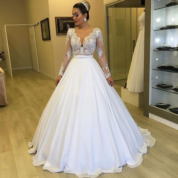 princess ball gown wedding dresses lace bridal wedding wear with long sleeve sheer back with zipper suknia slubna, White
princess ball gown wedding dresses lace bridal wedding wear with long sleeve sheer back with zipper suknia slubna, White