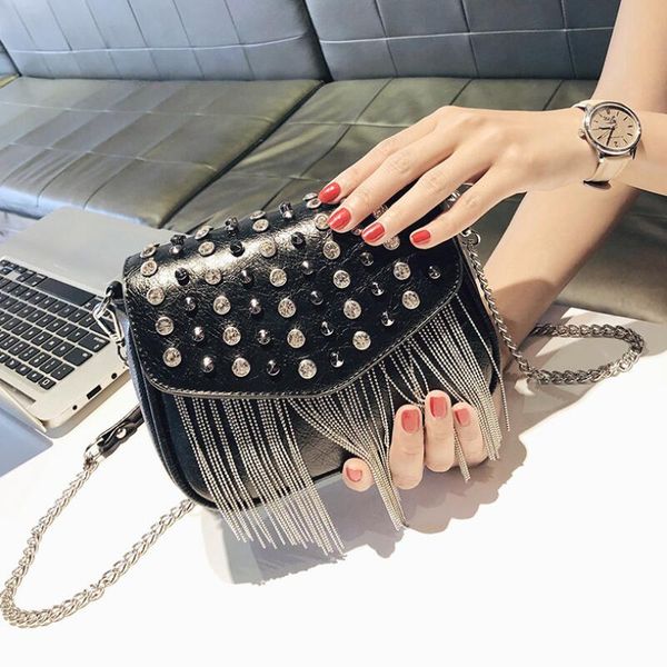 women rivet crossbody bag for girls 2020 classic chain plaid flap messenger bag black leather handbag tassel clutch
women rivet crossbody bag for girls 2020 classic chain plaid flap messenger bag black leather handbag tassel clutch