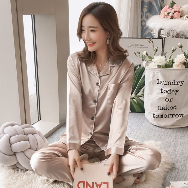 women's sleepwear thin plus two-piece set silk-like pajamas long-sleeved trousers spring and autumn household clothes, Black;red
women's sleepwear thin plus two-piece set silk-like pajamas long-sleeved trousers spring and autumn household clothes, Black;red