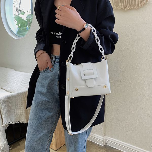 european fashion simple women's handbag 2020 quality soft leather women casual tote bag shoulder crossbody bag sac
european fashion simple women's handbag 2020 quality soft leather women casual tote bag shoulder crossbody bag sac