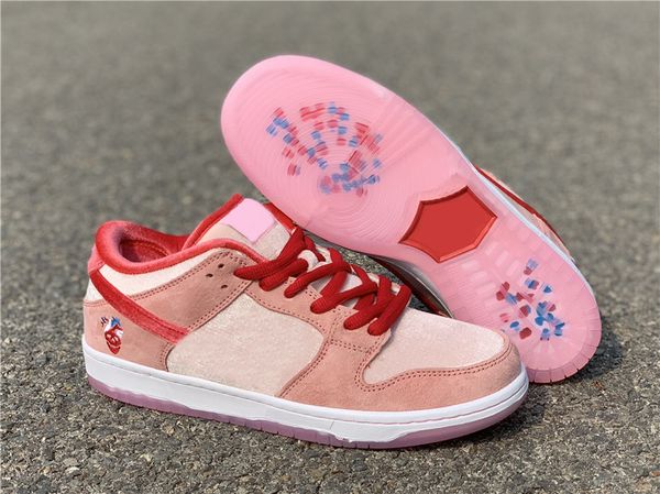 release authentic strangelove sb dunk low valentine's day running shoes men women bright melon gym red med soft pink sneakers ct2552-80
release authentic strangelove sb dunk low valentine's day running shoes men women bright melon gym red med soft pink sneakers ct2552-80