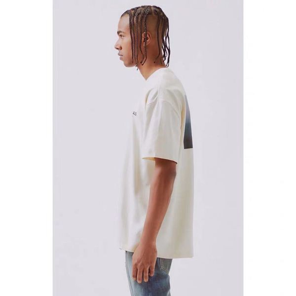new ts men brand seller designer luxury women men t-shirt fashion casual spring summer tees good quality luxury girl t-shirt 20032006d, White;black
new ts men brand seller designer luxury women men t-shirt fashion casual spring summer tees good quality luxury girl t-shirt 20032006d, White;black
