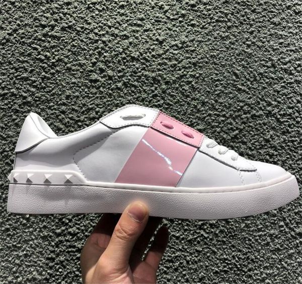 With Box Top Quality White Leather White Pink Black Blue Stripe Casual Shoes Men Women Fashion Luxury Designer Low Top Sneakers Size 35-45
With Box Top Quality White Leather White Pink Black Blue Stripe Casual Shoes Men Women Fashion Luxury Designer Low Top Sneakers Size 35-45