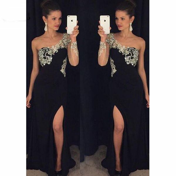 2020 one shoulder evening dresses long with crystals beaded long sleeves front slit chiffon evening party dress custom made, Black;red
2020 one shoulder evening dresses long with crystals beaded long sleeves front slit chiffon evening party dress custom made, Black;red