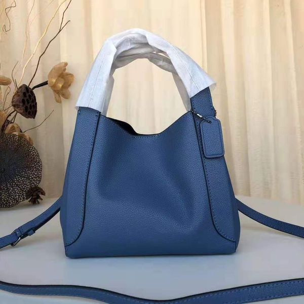 designer lady bucket handbag luxury crossbody bags female shoulder bags tote bag women purse handbags classic temperament/8
designer lady bucket handbag luxury crossbody bags female shoulder bags tote bag women purse handbags classic temperament/8