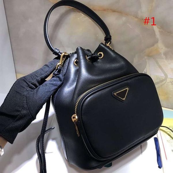 fashion quality orignal real leather fashion famous shoulder bag tote designer handbags presbyopic shopping bag purse messenger bag neonoe s
fashion quality orignal real leather fashion famous shoulder bag tote designer handbags presbyopic shopping bag purse messenger bag neonoe s