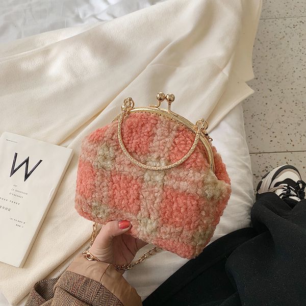 сумка new плечо crossbody сумка осени и зима плюшевого клипа женщины женщины сумка tote сцепление кошелек болс mujer
сумка new плечо crossbody сумка осени и зима плюшевого клипа женщины женщины сумка tote сцепление кошелек болс mujer