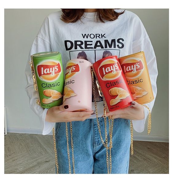 симпатичные картофельных чипсов печати сумки на ремне женщины повседневные сумки цепи дамы crossbody мини сумка dropshiping 
симпатичные картофельных чипсов печати сумки на ремне женщины повседневные сумки цепи дамы crossbody мини сумка dropshiping