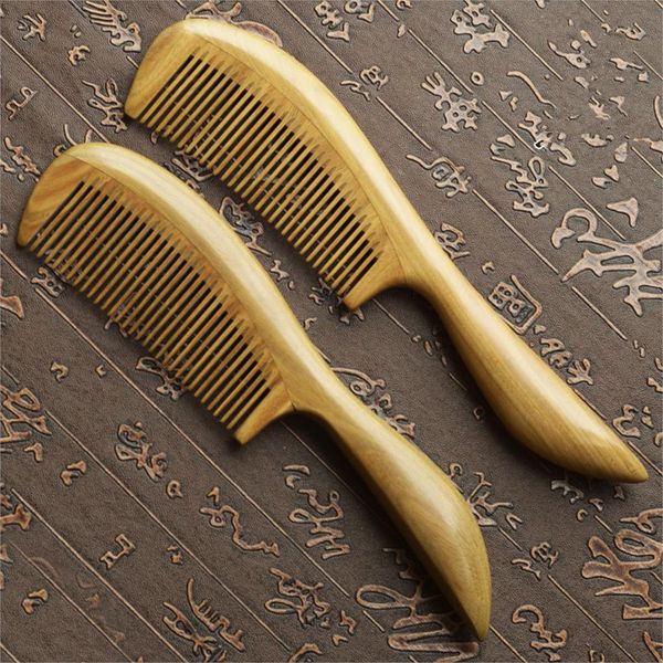1pc a generation of high-end boutique thickened long handle pointed green sandalwood comb 20cm anti-static hair salon comb g0412, Silver
1pc a generation of high-end boutique thickened long handle pointed green sandalwood comb 20cm anti-static hair salon comb g0412, Silver