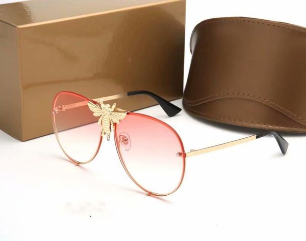 luxury 2238 sunglasses men women designer popular fashion big summer style with the bees uv protection lens come with, White;black
luxury 2238 sunglasses men women designer popular fashion big summer style with the bees uv protection lens come with, White;black