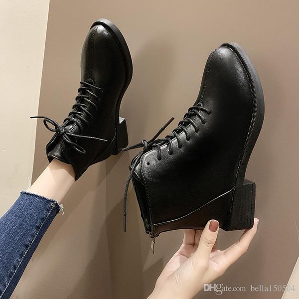 women winter boots genuine leather brand classic luxury british lace-up ladies black beige martin boots casual shoes
women winter boots genuine leather brand classic luxury british lace-up ladies black beige martin boots casual shoes