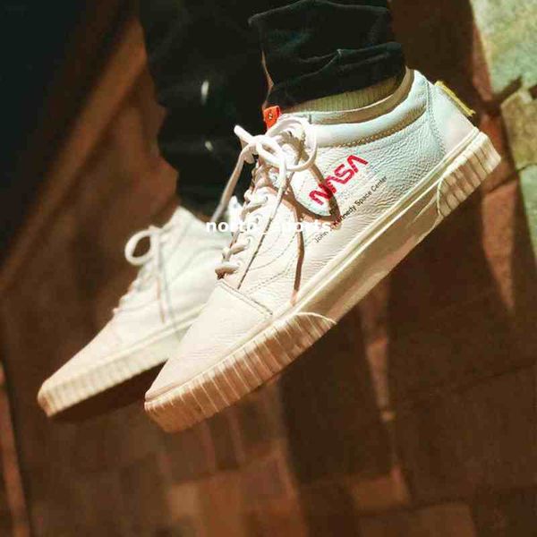 mens nasa space voyager old skool sneakers for men's true white skate womens firecracker skateboard women's sports shoes man casua
mens nasa space voyager old skool sneakers for men's true white skate womens firecracker skateboard women's sports shoes man casua