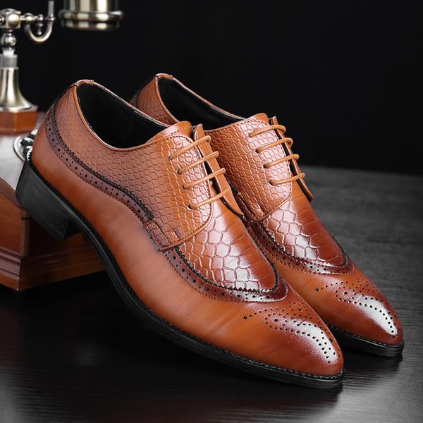 2019 spring and autumn business dress lace shoes brock carved pointed men's shoes, Black
2019 spring and autumn business dress lace shoes brock carved pointed men's shoes, Black