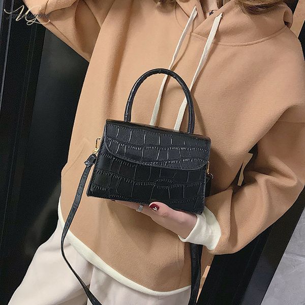 black hundred shoulder bag ladies fashion simple crocodile tattoo shoulder strap small square cover bag handbag
black hundred shoulder bag ladies fashion simple crocodile tattoo shoulder strap small square cover bag handbag