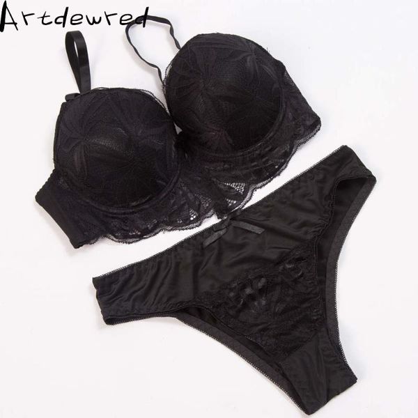 winter new woman lingerie lace bra gather adjustable intimate push up young bra and panty sets b c cup deep v underwear set, Red;black
winter new woman lingerie lace bra gather adjustable intimate push up young bra and panty sets b c cup deep v underwear set, Red;black