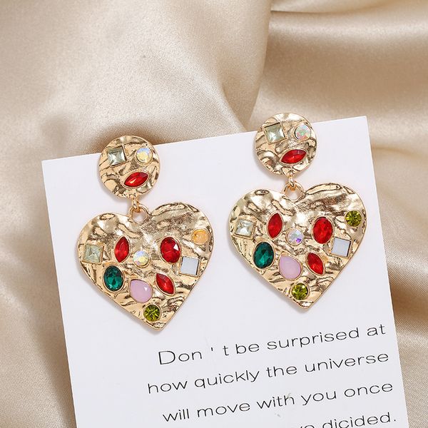 e-commerce новый изысканный моды форме сердца серьги серег оригинальный полный алмазный смолы геометрическая серьги взрыв моделей, Golden
e-commerce новый изысканный моды форме сердца серьги серег оригинальный полный алмазный смолы геометрическая серьги взрыв моделей, Golden