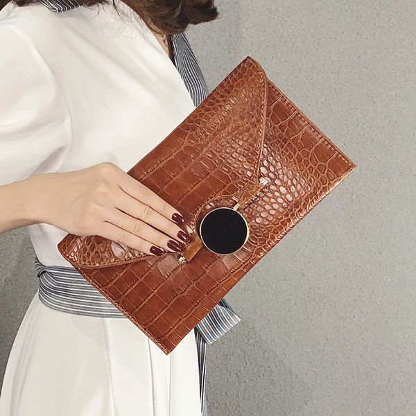 textured small bag new foreign style simple banquet handbag fashion wild clutch bag women
textured small bag new foreign style simple banquet handbag fashion wild clutch bag women