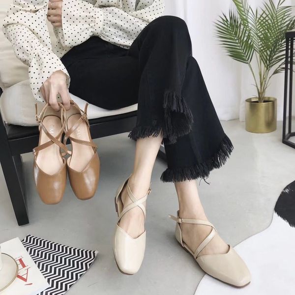 2019 sandals baotou xia baida flat bottom one buckle mary jane chic grandma shoe woman, Black
2019 sandals baotou xia baida flat bottom one buckle mary jane chic grandma shoe woman, Black