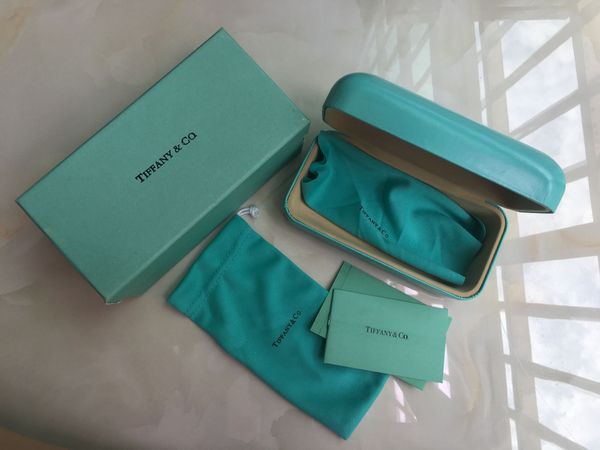 2020 fashion brand style original box cases card clean for sunglasses design classic brand sun glasses case ,box and clean cloth
2020 fashion brand style original box cases card clean for sunglasses design classic brand sun glasses case ,box and clean cloth