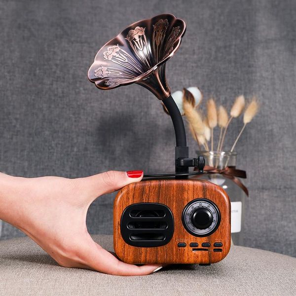good quality retro altavoz radio bluetooth portatil speaker portable mini wireless gramophone speaker support tf card fm radio vintage radio
good quality retro altavoz radio bluetooth portatil speaker portable mini wireless gramophone speaker support tf card fm radio vintage radio