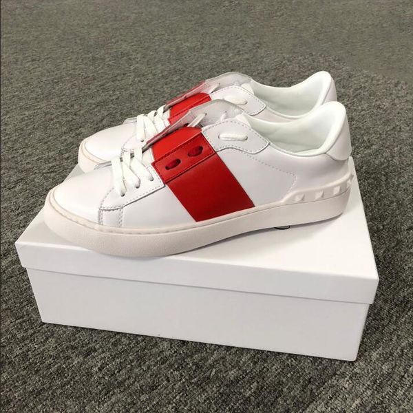2019 new men designer shoes fashion lace up ace white leather red sneakers white black casual shoes gift for women flat shoes boots
2019 new men designer shoes fashion lace up ace white leather red sneakers white black casual shoes gift for women flat shoes boots