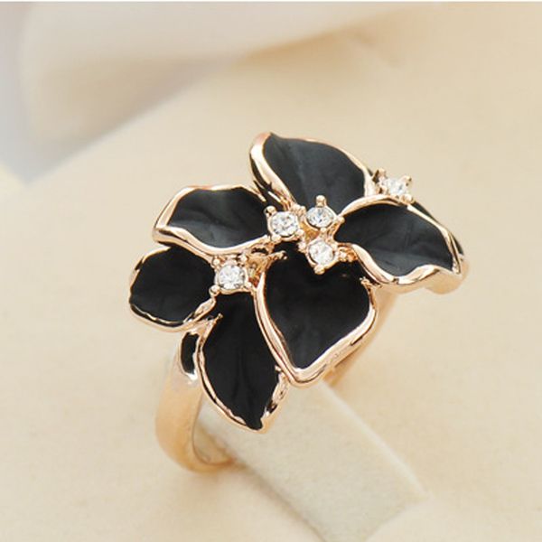 2019 new ing sale jewelry ring with rose gold color austrian crystal black enamel flower wedding rings for women female gift, Slivery;golden
2019 new ing sale jewelry ring with rose gold color austrian crystal black enamel flower wedding rings for women female gift, Slivery;golden