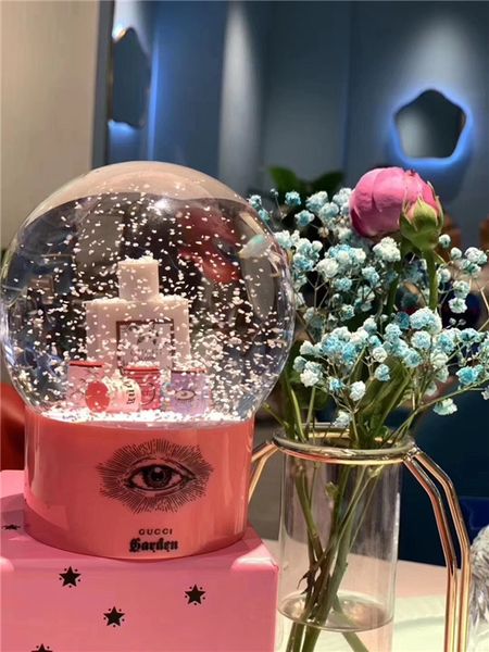 20ss luxurious design christmas garden crystal ball glass snowflake glass globe xmax arts crafts gifts with box
20ss luxurious design christmas garden crystal ball glass snowflake glass globe xmax arts crafts gifts with box