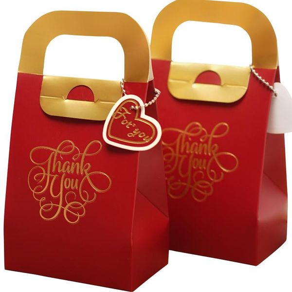 2020 new gift bag box for party baby shower paper chocolate boxes package/wedding favours candy boxes with tags party supplies
2020 new gift bag box for party baby shower paper chocolate boxes package/wedding favours candy boxes with tags party supplies
