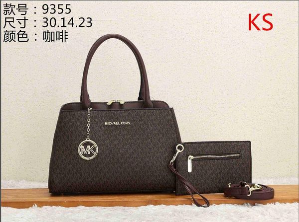 горячие продажи мода роскошные дамы трехсекционный crossbody сумка классический принт клатч 2020 новый тренд дамы все матч простой crossbody
горячие продажи мода роскошные дамы трехсекционный crossbody сумка классический принт клатч 2020 новый тренд дамы все матч простой crossbody