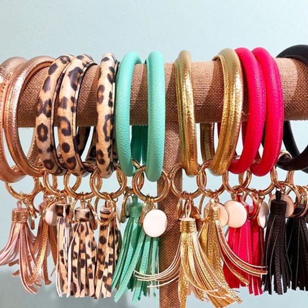 fashion handmade tassel bangles geometric pendent key ring trendy pu leather bracelet fringe spot keychain statement jewelry, Black
fashion handmade tassel bangles geometric pendent key ring trendy pu leather bracelet fringe spot keychain statement jewelry, Black