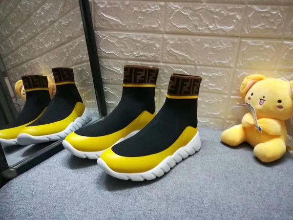 2019 early spring new men's color matching shake bottom personality knit socks boots men's shoes casual sports shoes outdoor two colors
2019 early spring new men's color matching shake bottom personality knit socks boots men's shoes casual sports shoes outdoor two colors