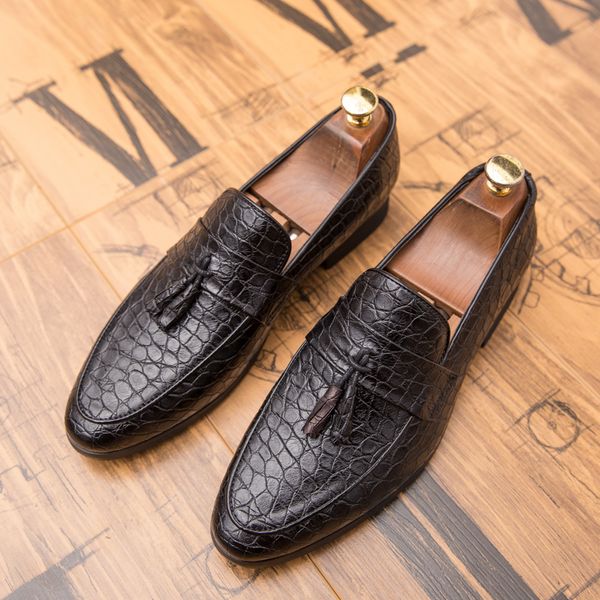 new men casual shoes breathable leather loafers office shoes for men driving moccasins comfortable slip on fashion wedding, Black
new men casual shoes breathable leather loafers office shoes for men driving moccasins comfortable slip on fashion wedding, Black