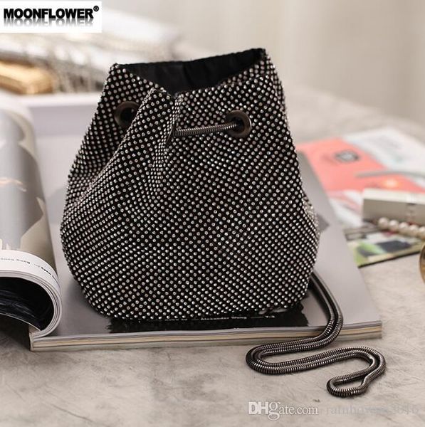 wholesale brand women handbag super flash imported rhinestone messenger bag exquisite snake chain fashion shoulder bag ins super fire diamon
wholesale brand women handbag super flash imported rhinestone messenger bag exquisite snake chain fashion shoulder bag ins super fire diamon
