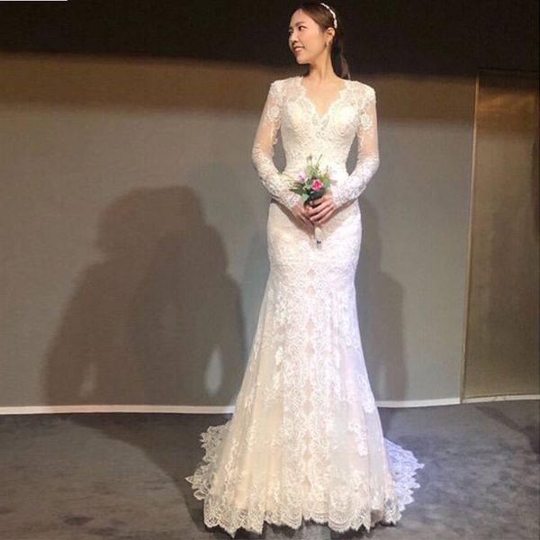 elegant mermaid style v neck wedding dress with lace long sleeves appliques korea bridal dress custom made, White
elegant mermaid style v neck wedding dress with lace long sleeves appliques korea bridal dress custom made, White