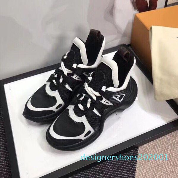 new fashion chaussures womens and mens archlight sneakers designer tripler luxury womens designer vintage triple s casual shoes black d01
new fashion chaussures womens and mens archlight sneakers designer tripler luxury womens designer vintage triple s casual shoes black d01
